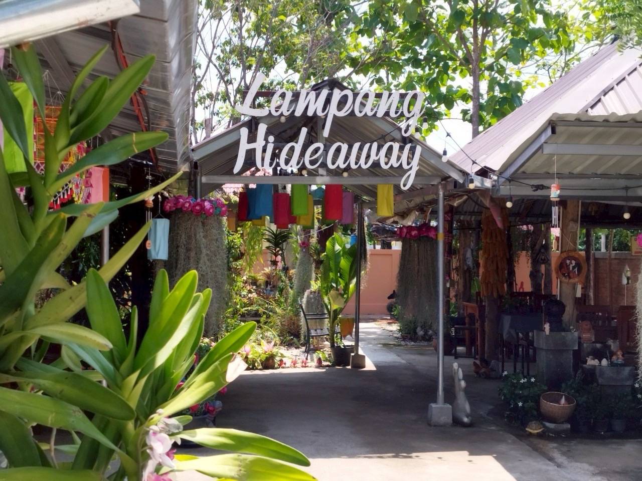 Lampang Hideaway sign